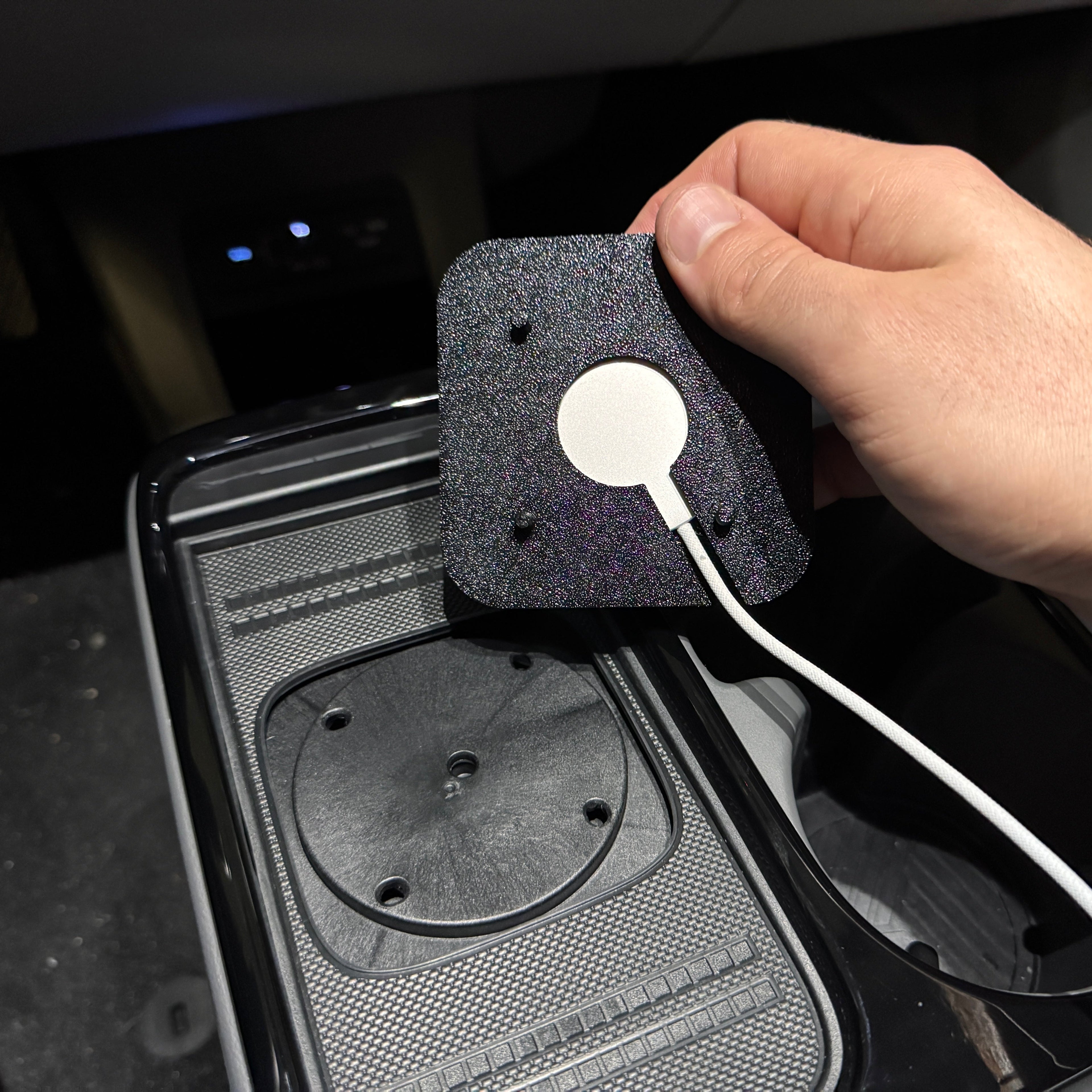 2025-2026 Ioniq 5 Wireless Charging Pad - iPhone/Pixel 10